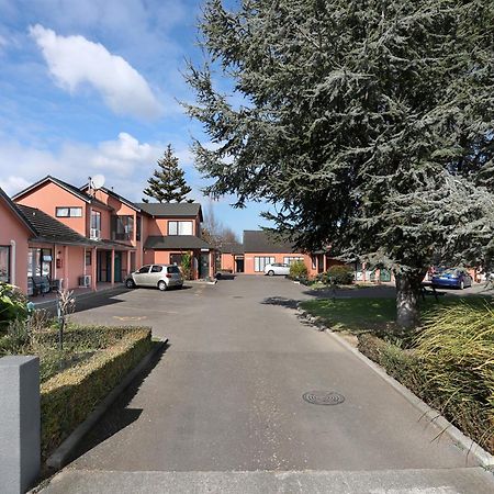 Pavilion Motel & Conference Centre Palmerston North Dış mekan fotoğraf