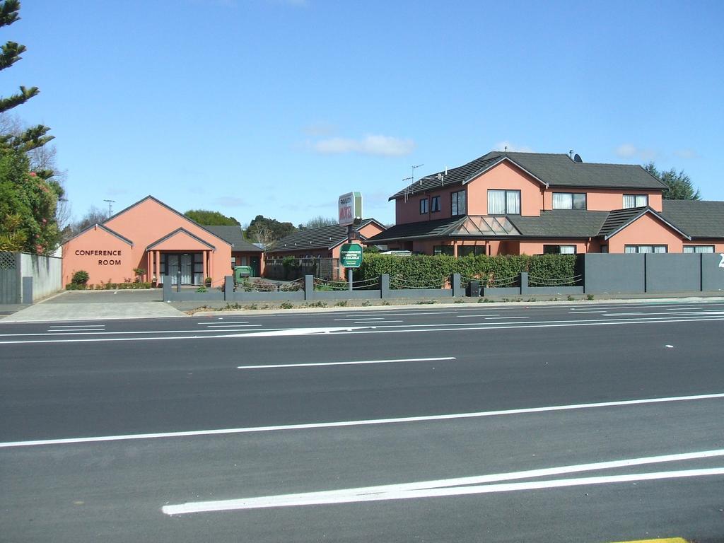 Pavilion Motel & Conference Centre Palmerston North Dış mekan fotoğraf