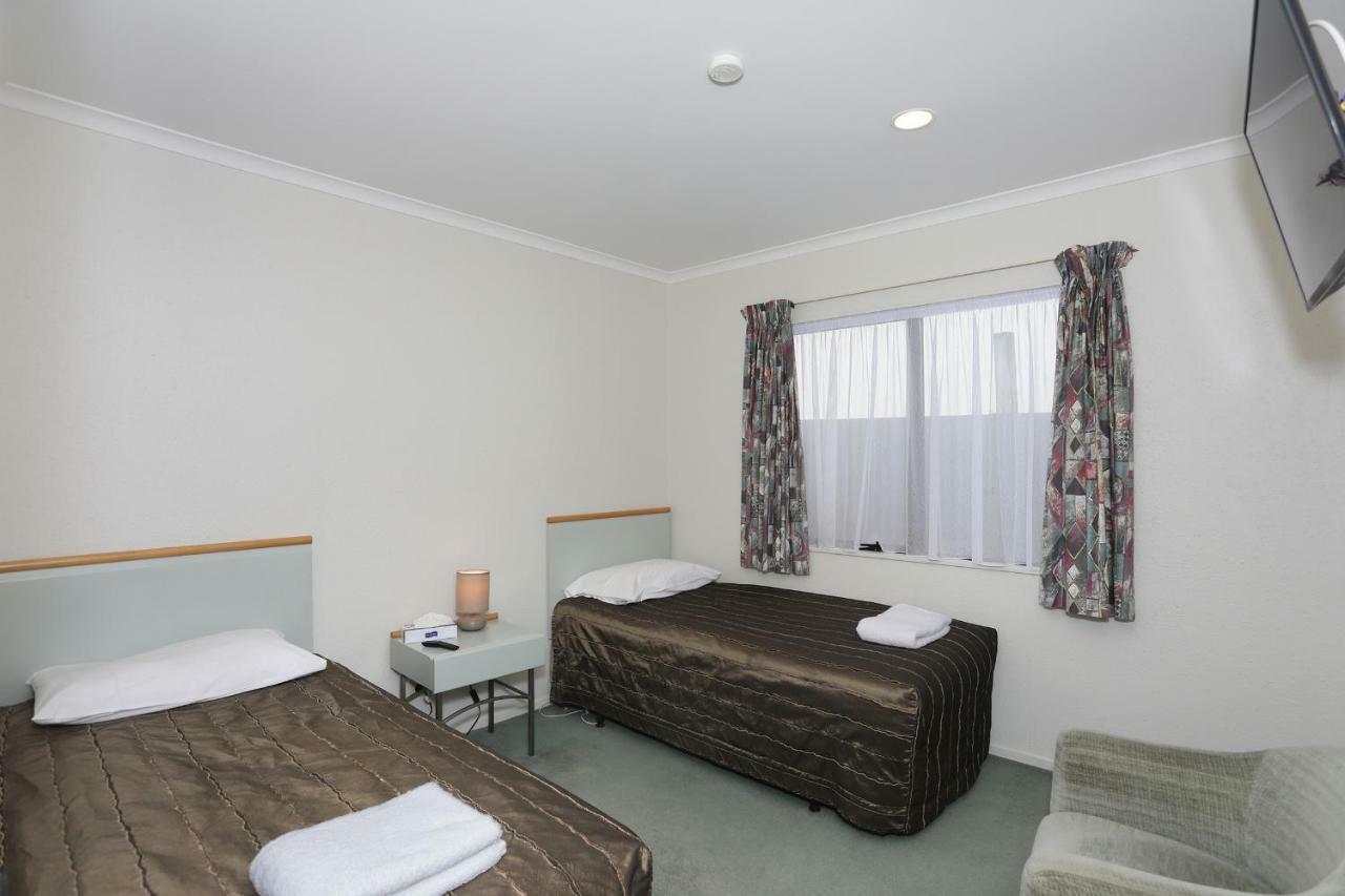 Pavilion Motel & Conference Centre Palmerston North Dış mekan fotoğraf