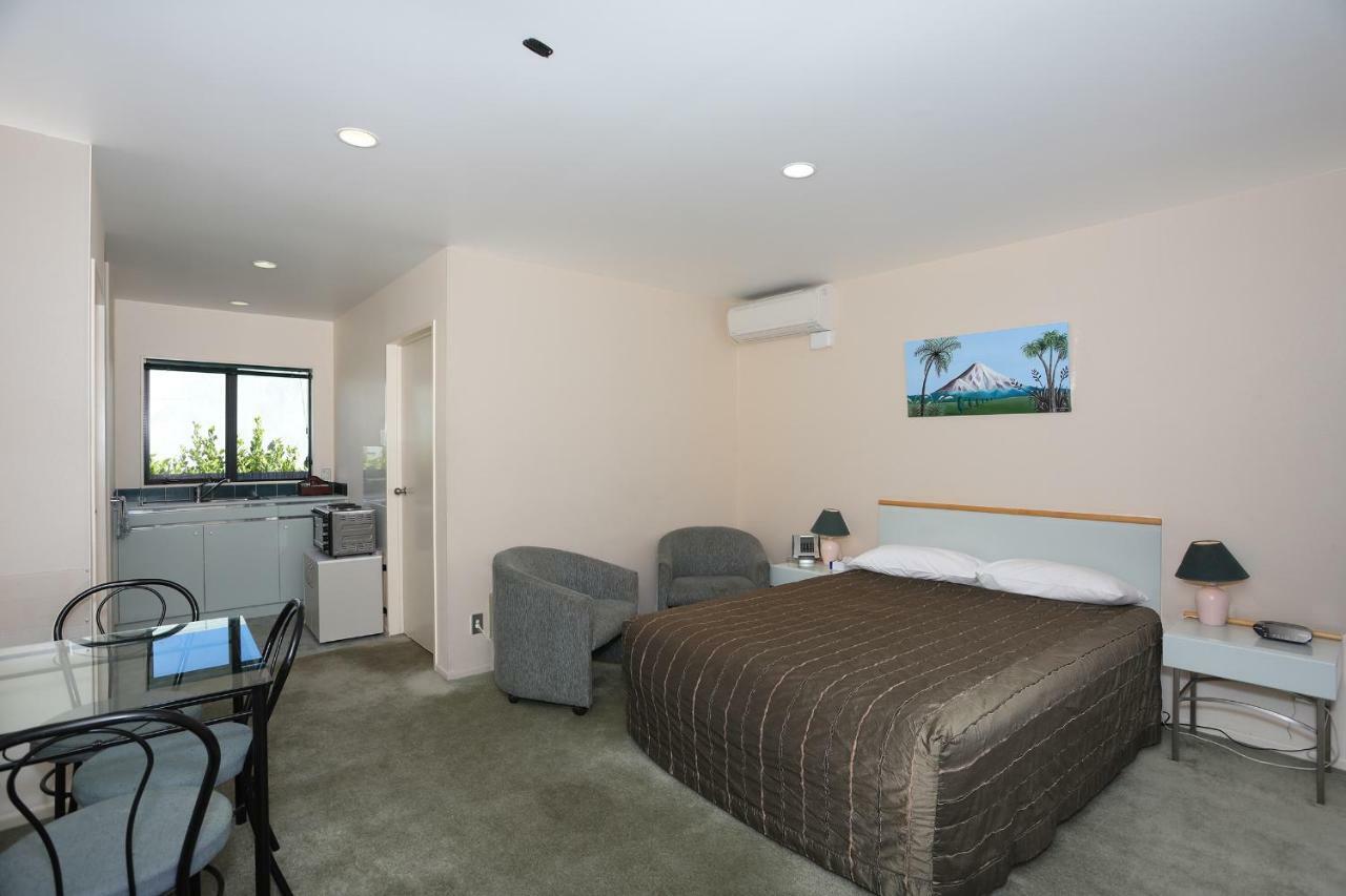 Pavilion Motel & Conference Centre Palmerston North Dış mekan fotoğraf