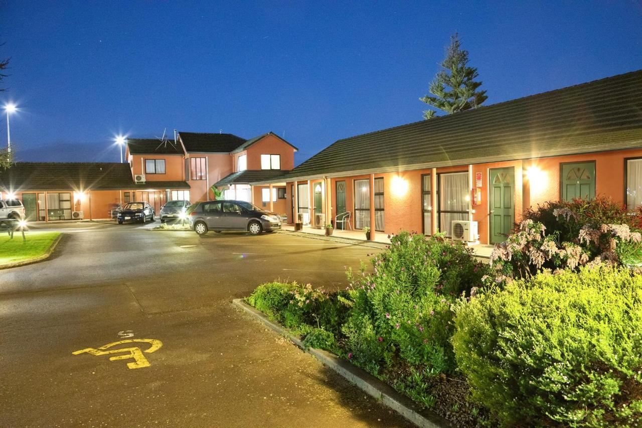 Pavilion Motel & Conference Centre Palmerston North Dış mekan fotoğraf