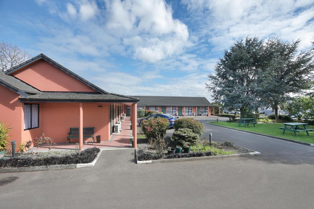 Pavilion Motel & Conference Centre Palmerston North Dış mekan fotoğraf